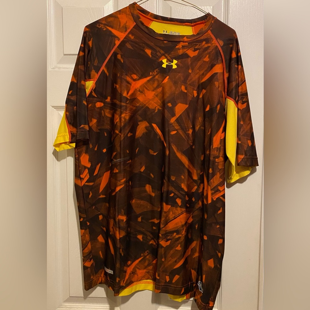 Under Armour Heatgear short sleeve fitted shirt